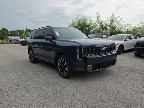New 2027 Kia Telluride S w/ Towing Package FWD image 2