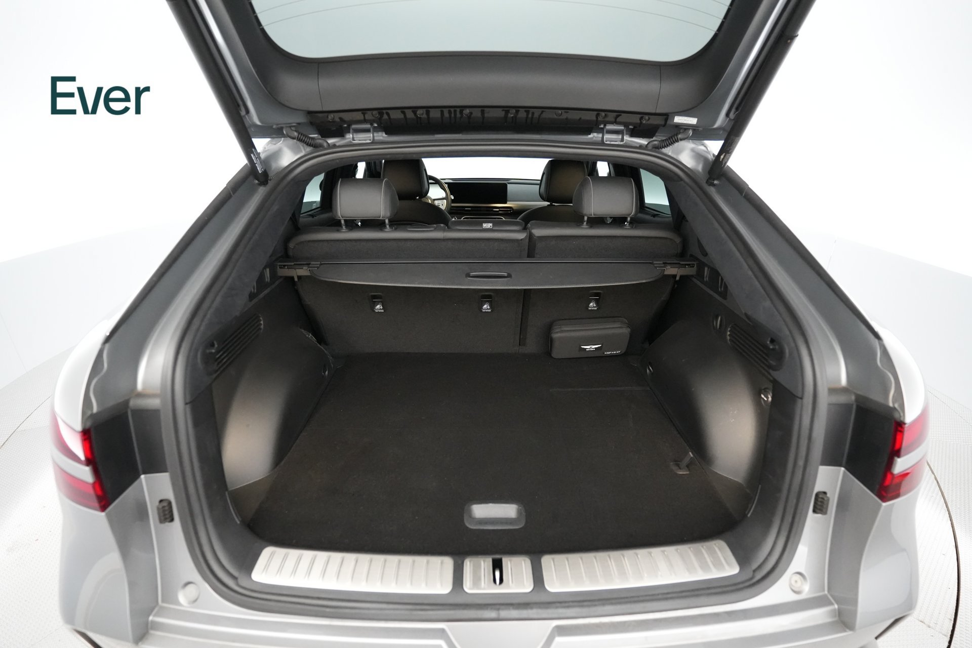 Used 2023 Genesis GV60 Performance AWD/4WD image 8