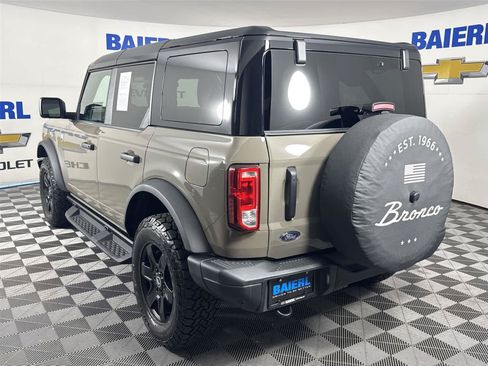 Used 2025 Ford Bronco Big Bend w/ Black Diamond Package AWD/4WD image 3