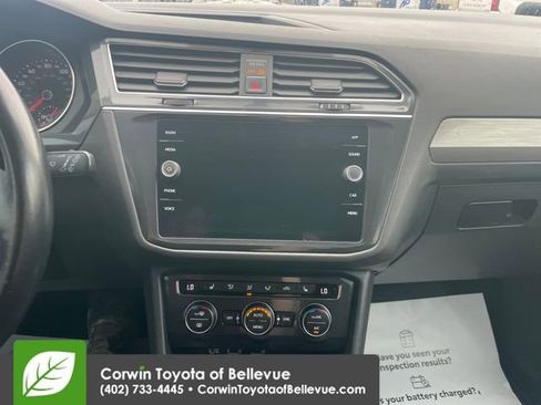 Used 2018 Volkswagen Tiguan SE FWD image 11