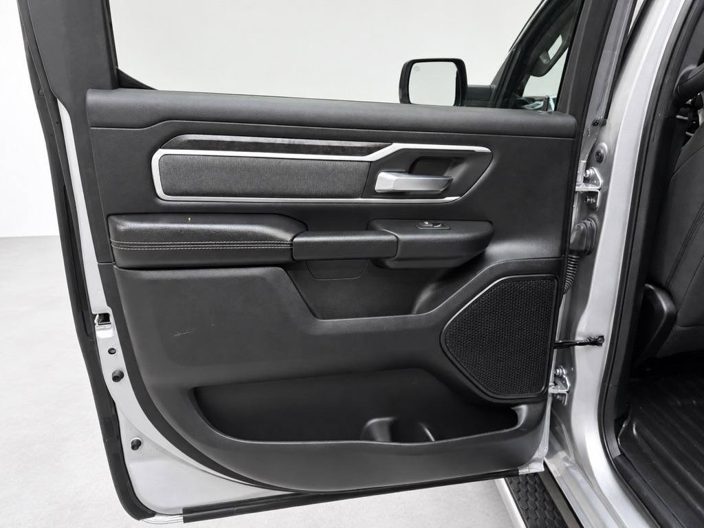 Used 2020 RAM 1500 Big Horn AWD/4WD image 13