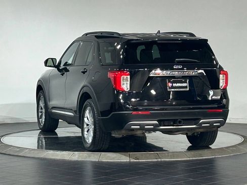 Used 2023 Ford Explorer XLT w/ Equipment Group 202A AWD/4WD image 7