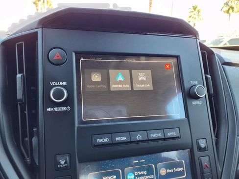 Certified 2025 Subaru Impreza 2.0i image 6