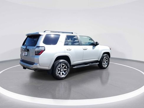 Certified 2021 Toyota 4Runner TRD Off-Road Premium w/ Moonroof Package AWD/4WD image 8
