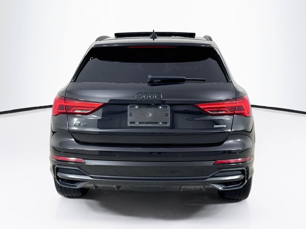 Used 2022 Audi Q3 2.0T Premium AWD/4WD image 6