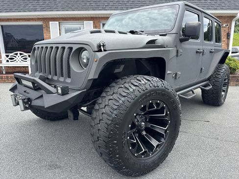 Used 2021 Jeep Wrangler Unlimited Sport AWD/4WD image 50