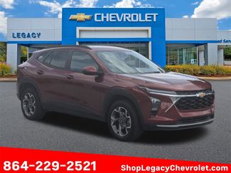 Used 2024 Chevrolet Trax LT w/ Driver Confidence Package image 1