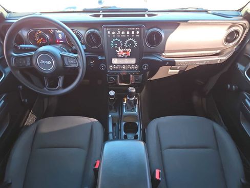 Certified 2021 Jeep Wrangler Unlimited Sport image 13