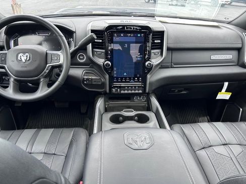 Used 2024 RAM 2500 Laramie w/ Sport Appearance Package AWD/4WD image 15