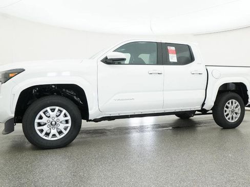 New 2026 Toyota Tacoma SR5 image 8