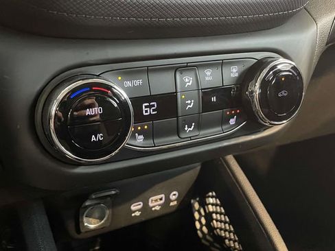 Used 2021 Chevrolet TrailBlazer LT w/ Convenience Package image 27