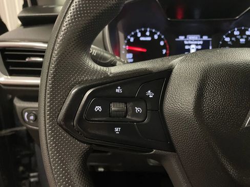 Used 2022 Chevrolet TrailBlazer LT w/ Driver Confidence Package image 21