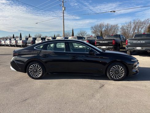 Used 2024 Hyundai Sonata SEL image 2