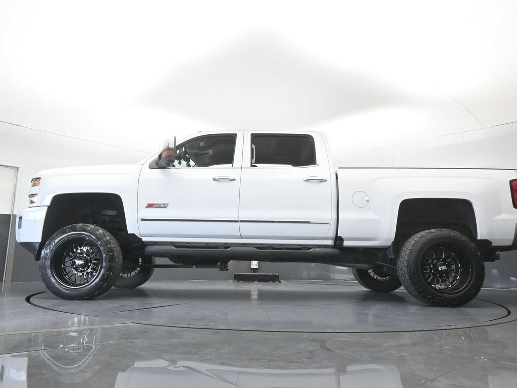 Used 2018 Chevrolet Silverado 2500 LTZ w/ Duramax Plus Package AWD/4WD image 66