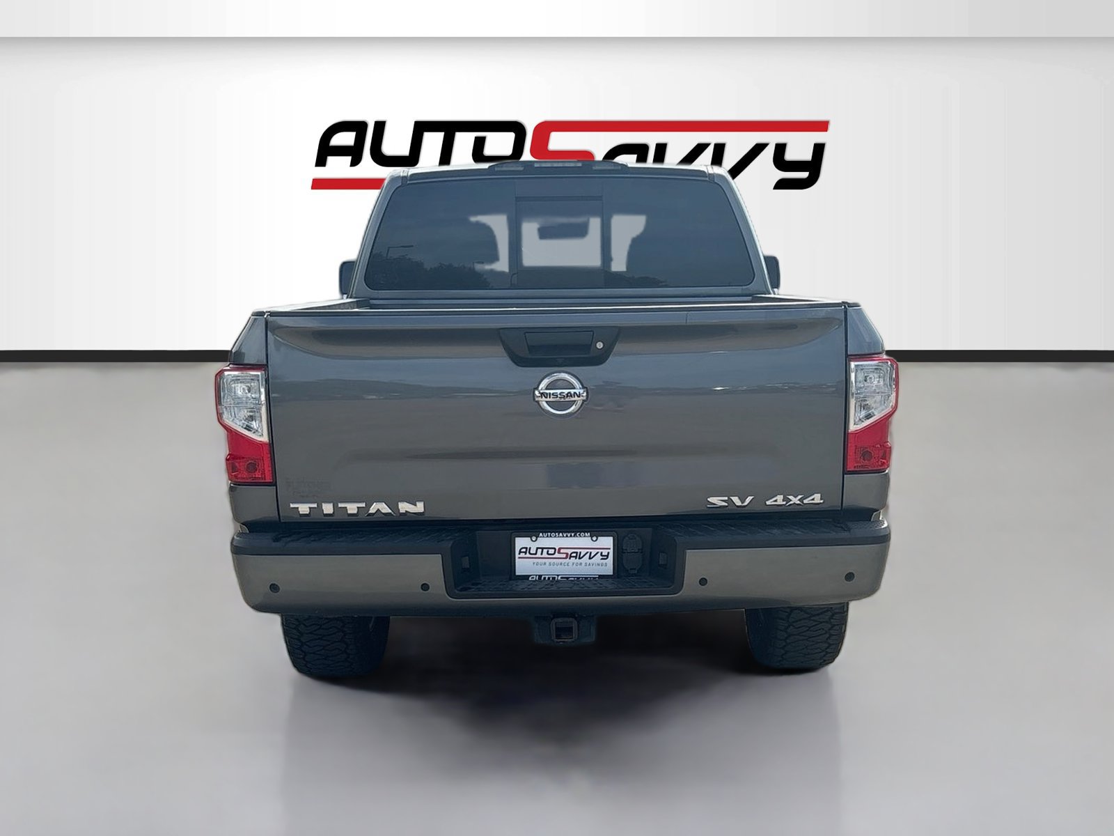 Used 2021 Nissan Titan 4x4 Crew Cab image 6