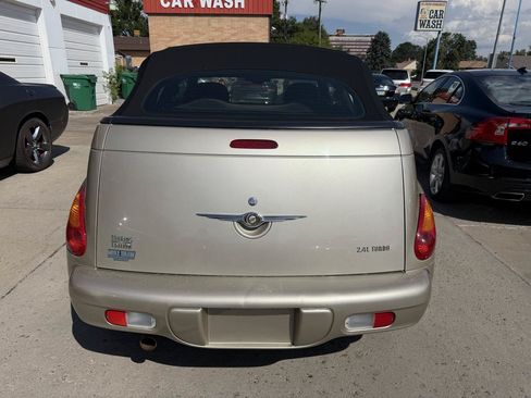 Used 2005 Chrysler PT Cruiser Touring FWD image 9