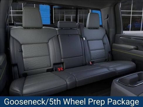 New 2026 Chevrolet Silverado 2500 ZR2 AWD/4WD image 19