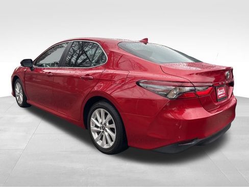 Used 2024 Toyota Camry LE image 13