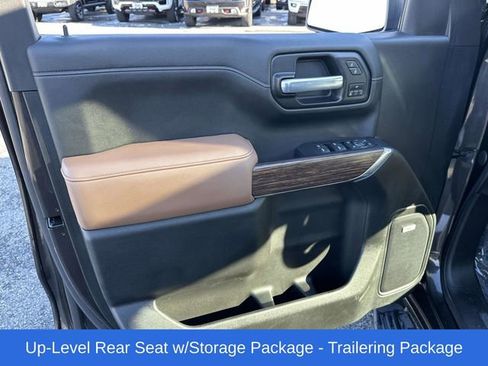 Used 2021 Chevrolet Silverado 1500 High Country w/ Technology Package image 14