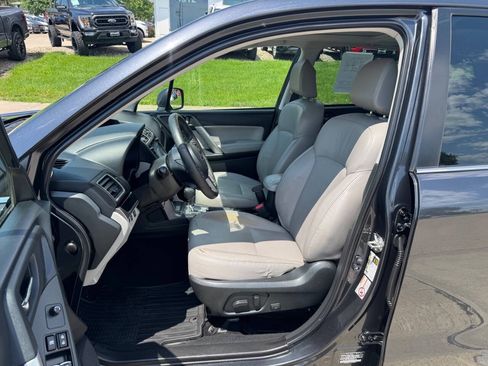 Used 2018 Subaru Forester 2.5i Limited AWD/4WD image 11