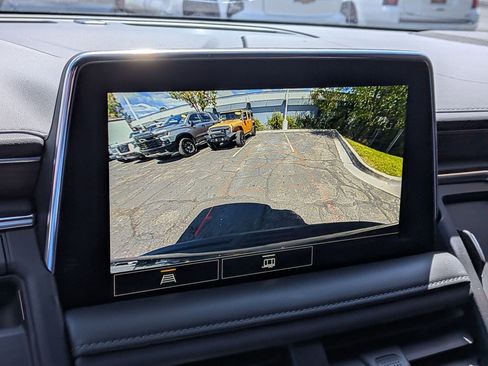 Used 2021 Chevrolet Tahoe Z71 image 20