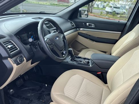 Used 2017 Ford Explorer 4WD image 9