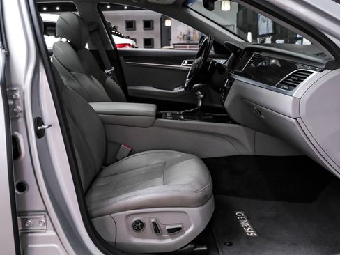 Used 2018 Genesis G80 3.8 w/ Option Group 02 RWD image 37