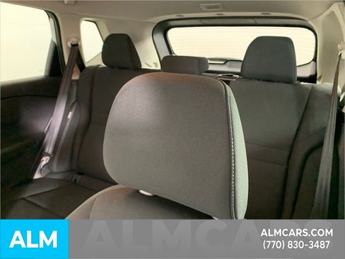 Used 2024 Nissan Rogue S image 17