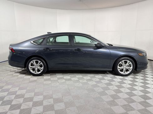 Certified 2023 Honda Accord LX image 8