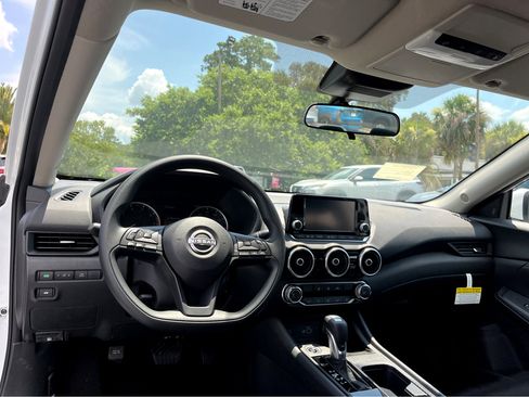 New 2025 Nissan Sentra S image 4