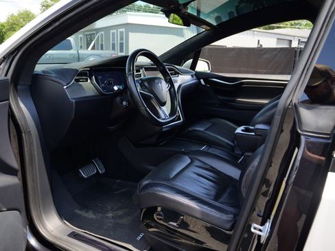 Used 2016 Tesla Model X 90D AWD/4WD image 20