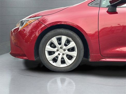 Used 2023 Toyota Corolla LE image 27