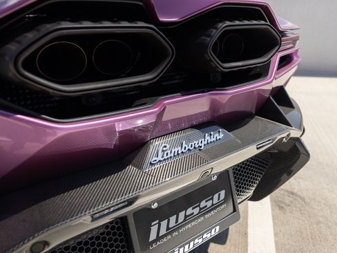 Used 2026 Lamborghini Revuelto AWD/4WD image 43