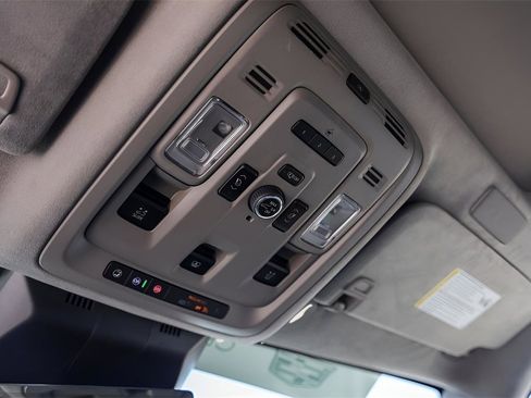 Certified 2024 Cadillac Escalade Premium Luxury Platinum w/ Heavy-Duty Trailer Package image 22