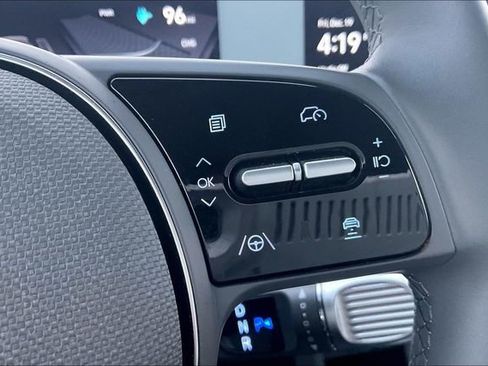 Certified 2024 Hyundai Ioniq 5 SE image 21