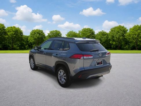Used 2022 Toyota Corolla Cross LE FWD image 5