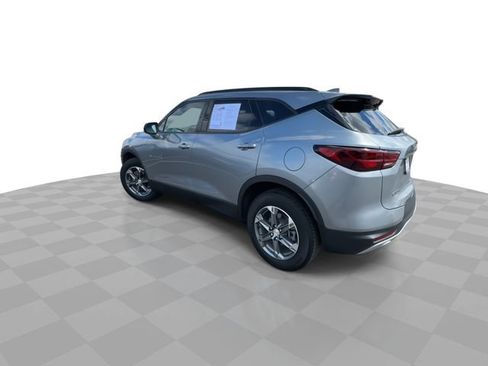 Certified 2025 Chevrolet Blazer LT w/ Convenience Package FWD image 6