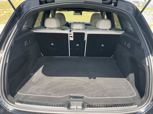 Certified 2025 Mercedes-Benz GLC 300 4MATIC image 10