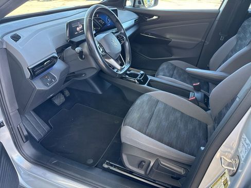 Used 2021 Volkswagen ID.4 Pro image 18