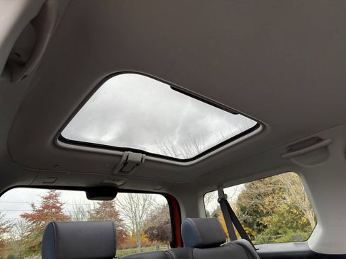 Used 2004 Honda Element EX image 24