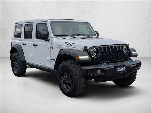 Used 2023 Jeep Wrangler Unlimited w/ Sun & Screen Package image 3