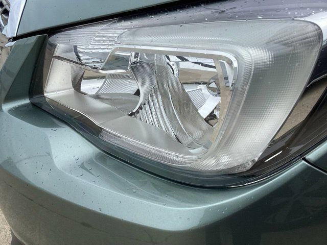 Used 2017 Subaru Forester 2.5i Premium AWD/4WD image 4