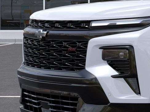New 2026 Chevrolet Traverse RS w/ LPO, Floor Liner Package FWD image 14