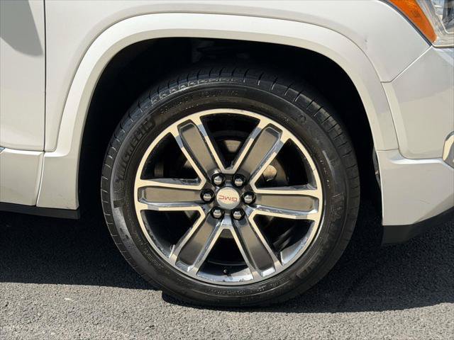 Used 2017 GMC Acadia Denali w/ Technology Package AWD/4WD image 9