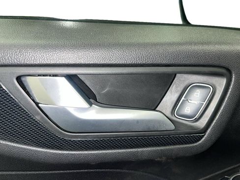 Used 2025 Ford Escape ST-Line Select AWD/4WD image 18