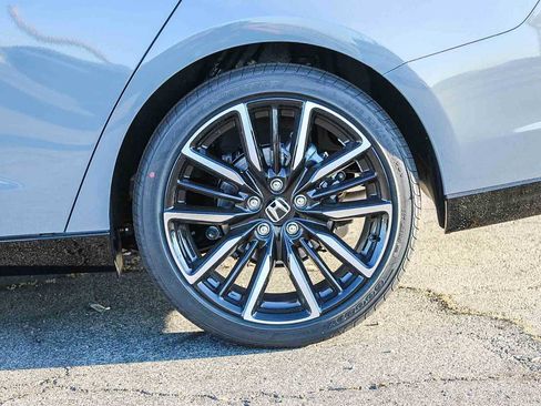 New 2026 Honda Accord Touring image 8