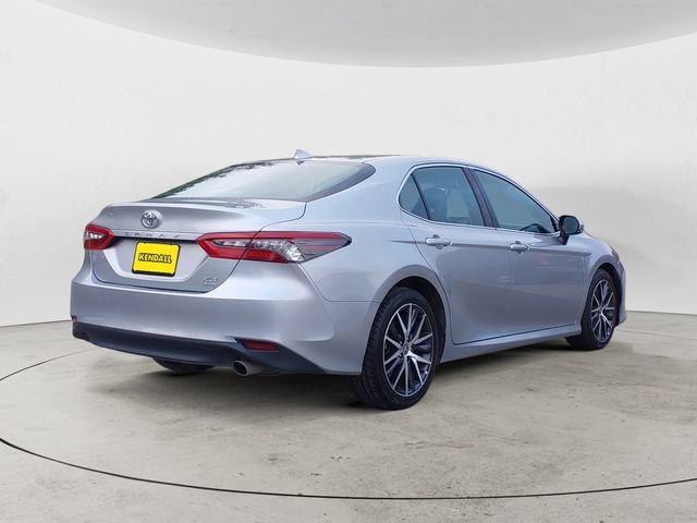 Used 2024 Toyota Camry XLE w/ Navigation Package AWD/4WD image 5