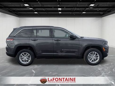 New 2026 Jeep Grand Cherokee Laredo X AWD/4WD image 6