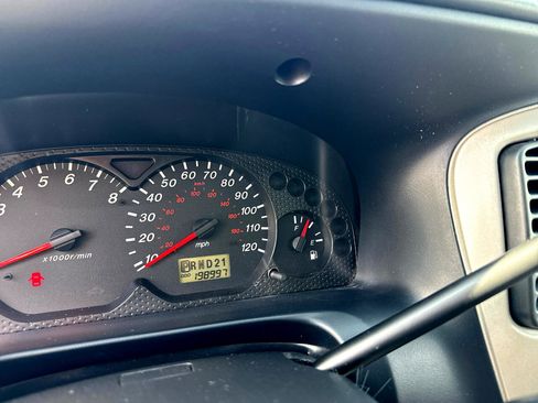 Used 2003 MAZDA Tribute LX image 39