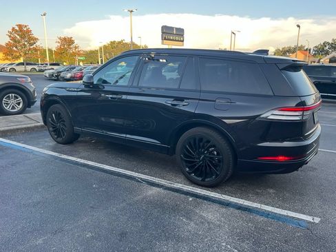 Used 2025 Lincoln Aviator Reserve w/ Jet Appearance Package RWD image 4
